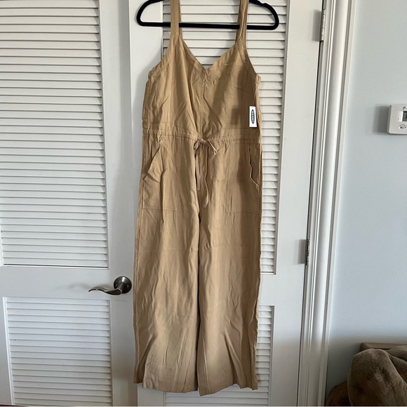 NWT Old Navy Khaki Jumpsuit - Picture 1 of 5